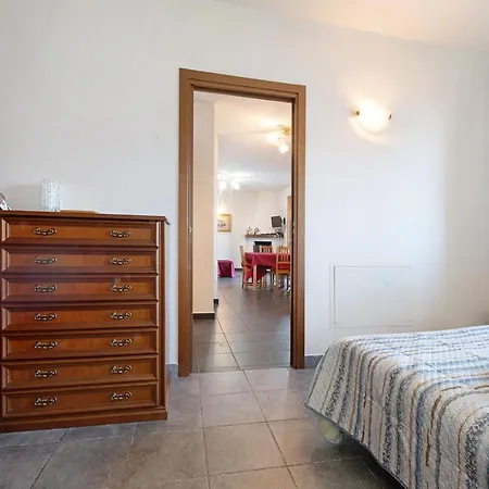 Magic Moment In Villa *